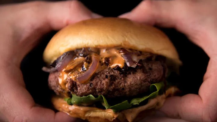 Hamburguerias em Alphaville que irão surpreender seu paladar