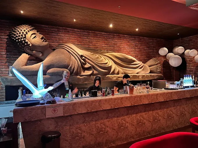 OUE SUSHI Alphaville